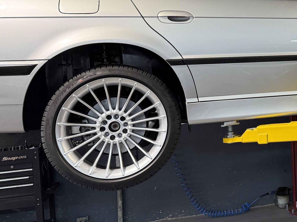 The Importance of Suspension Repair for Silverlake Drivers