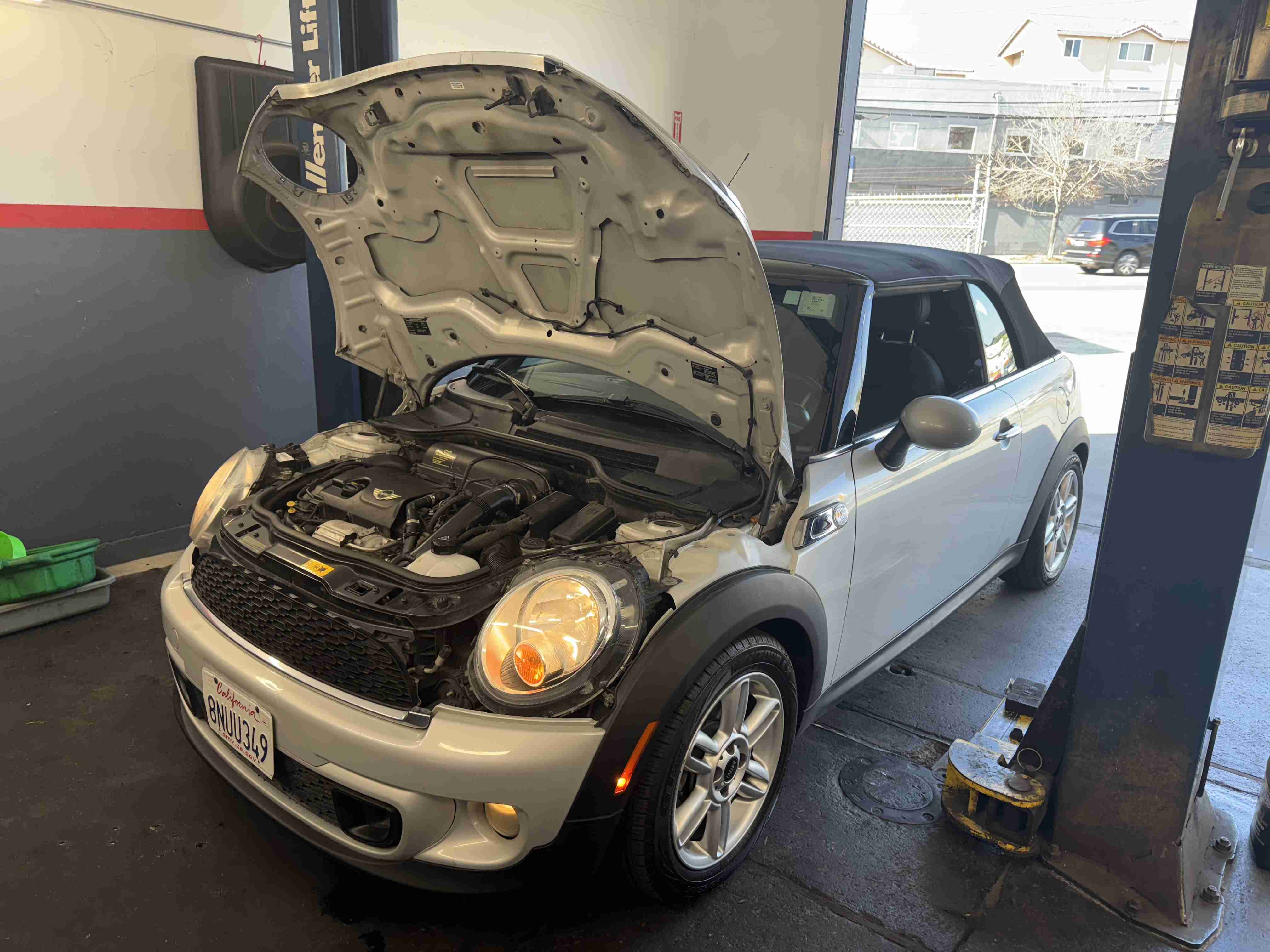 Synthetic vs. Conventional Oil: Best Choice for Silver Lake Drivers