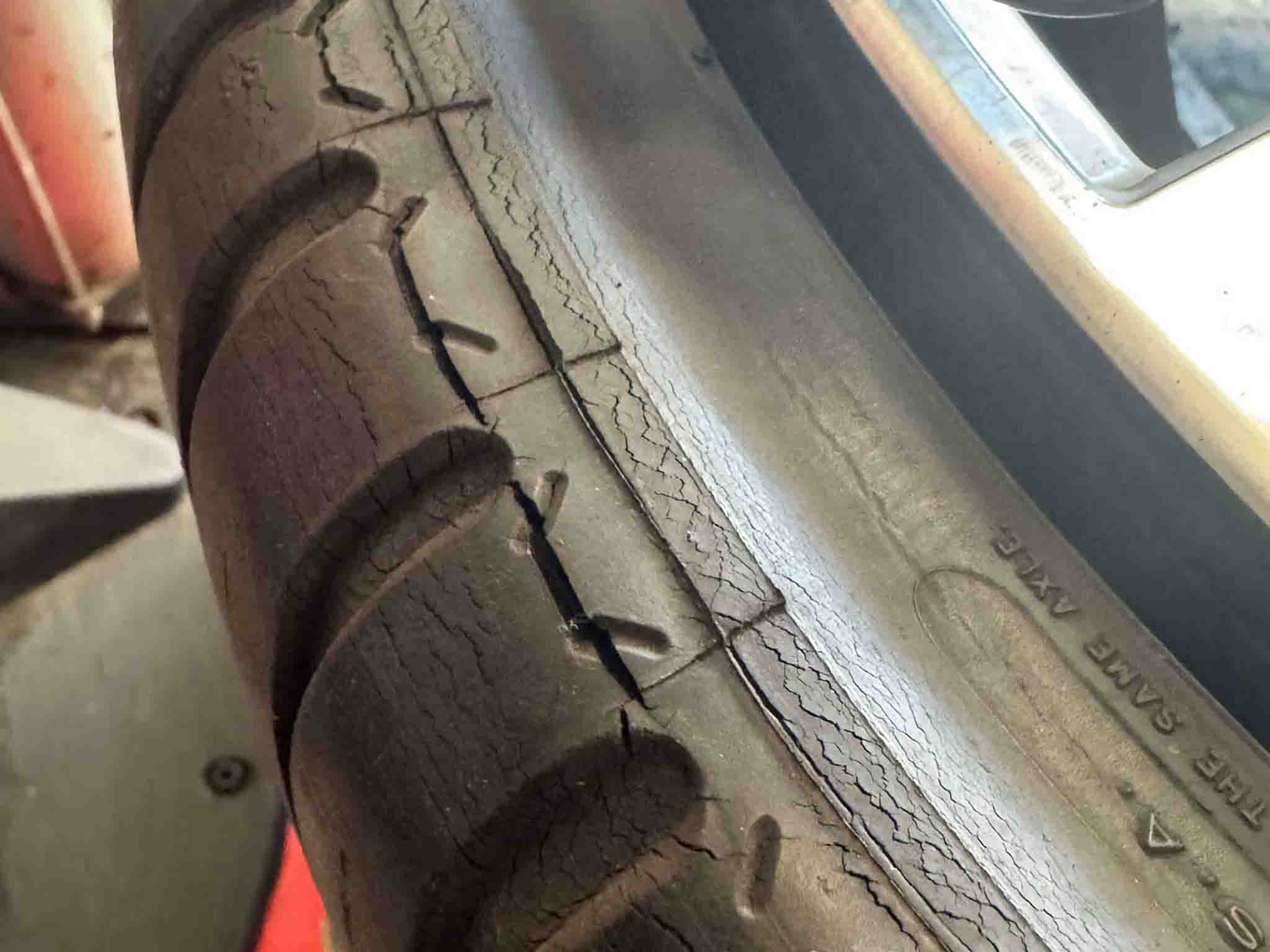 When to Replace Your Tires: Silver Lake Mechanic Advice