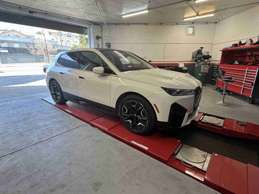 Electric Vehicle Repairs Now Available in Silver Lake