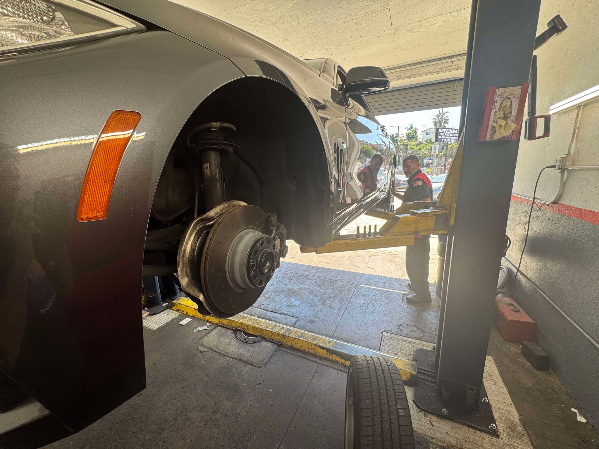 Brake Repair Warning Signs Every Silver Lake Driver Should Know