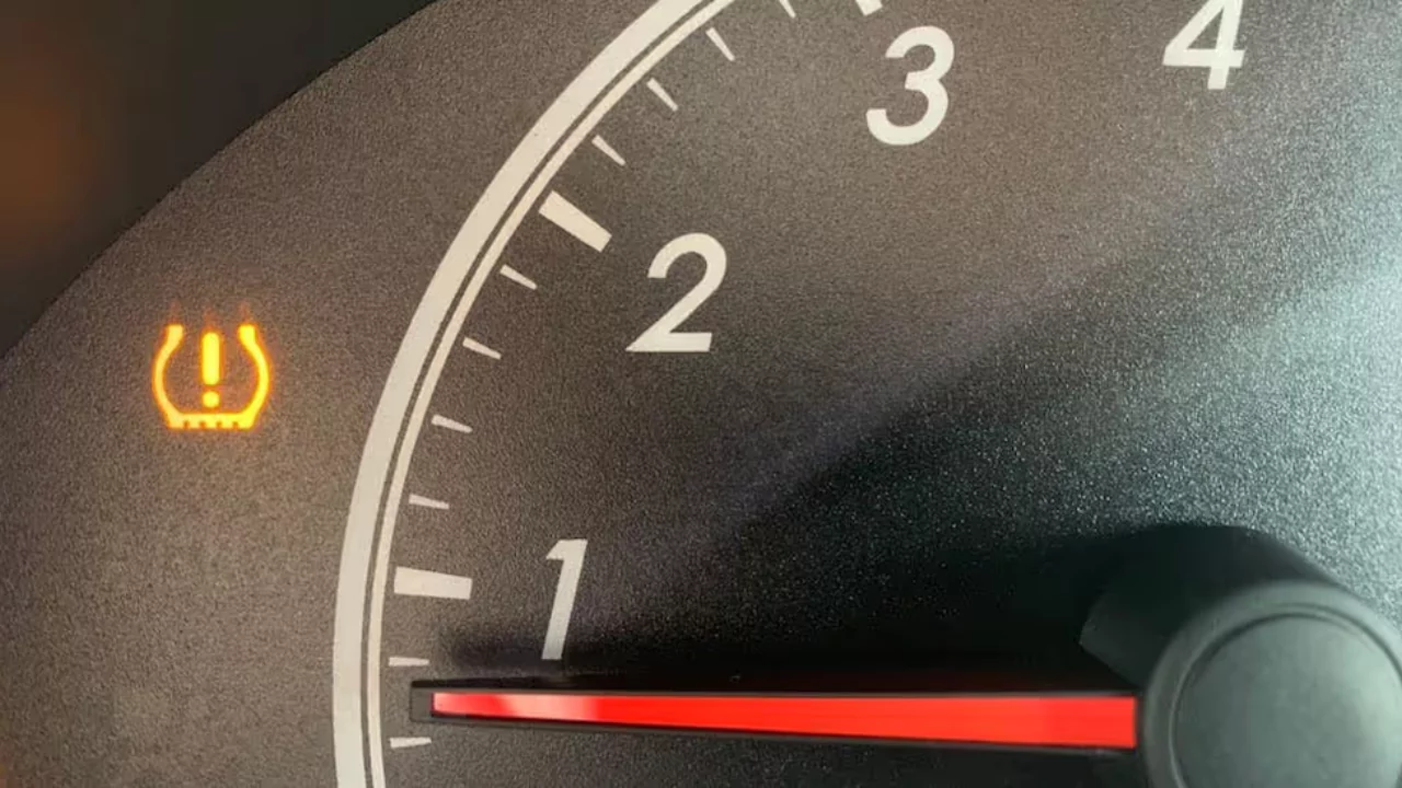 TPMS Light On? What It Means & Safe Next Steps for Echo Park Drivers